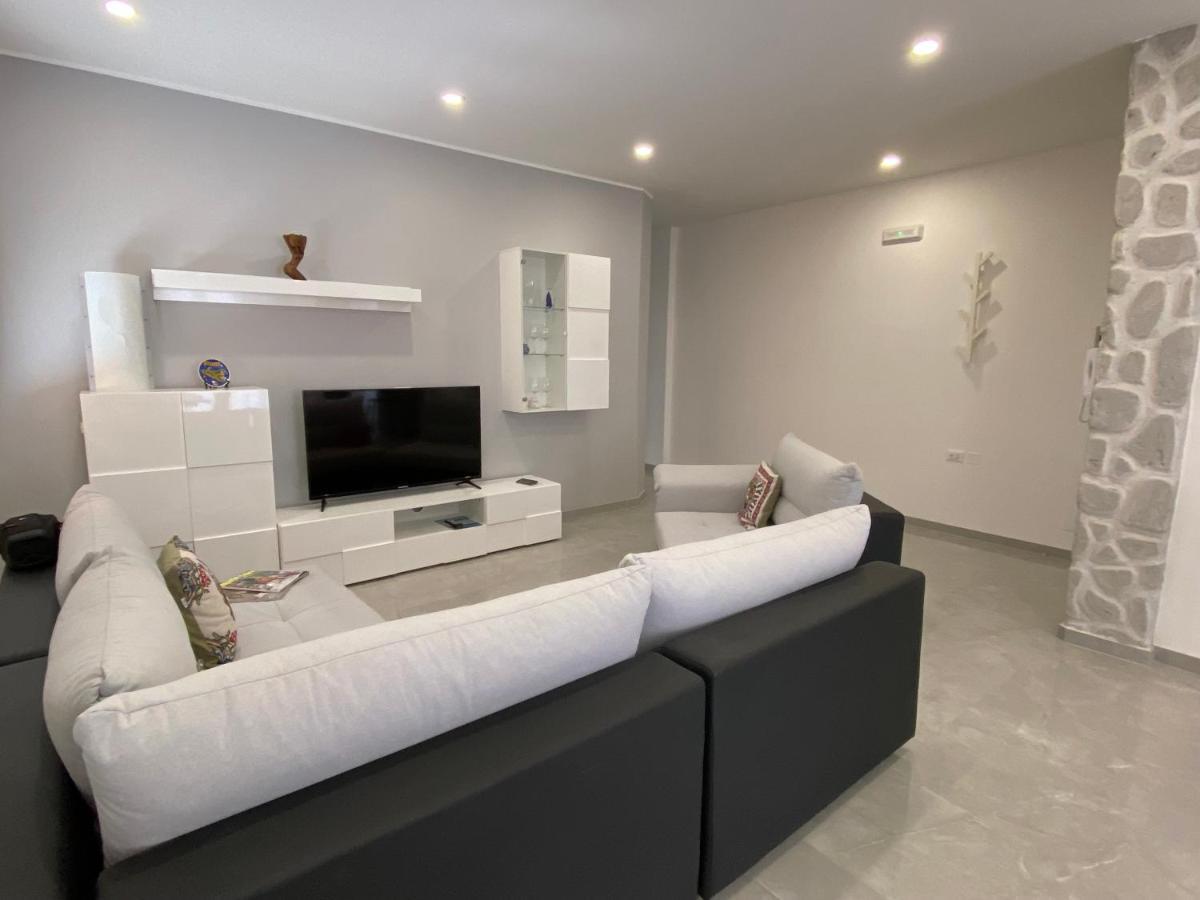 Melitta Apartment Giardini Naxos Eksteriør bilde